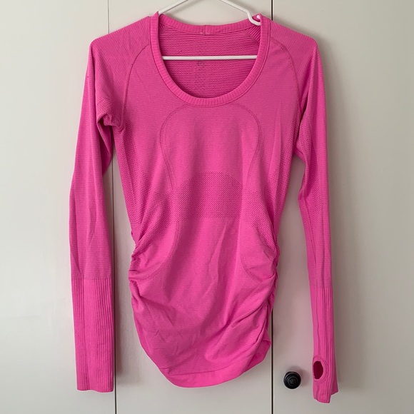 Swiftly Tech Long Sleeve Scoop *Ruched